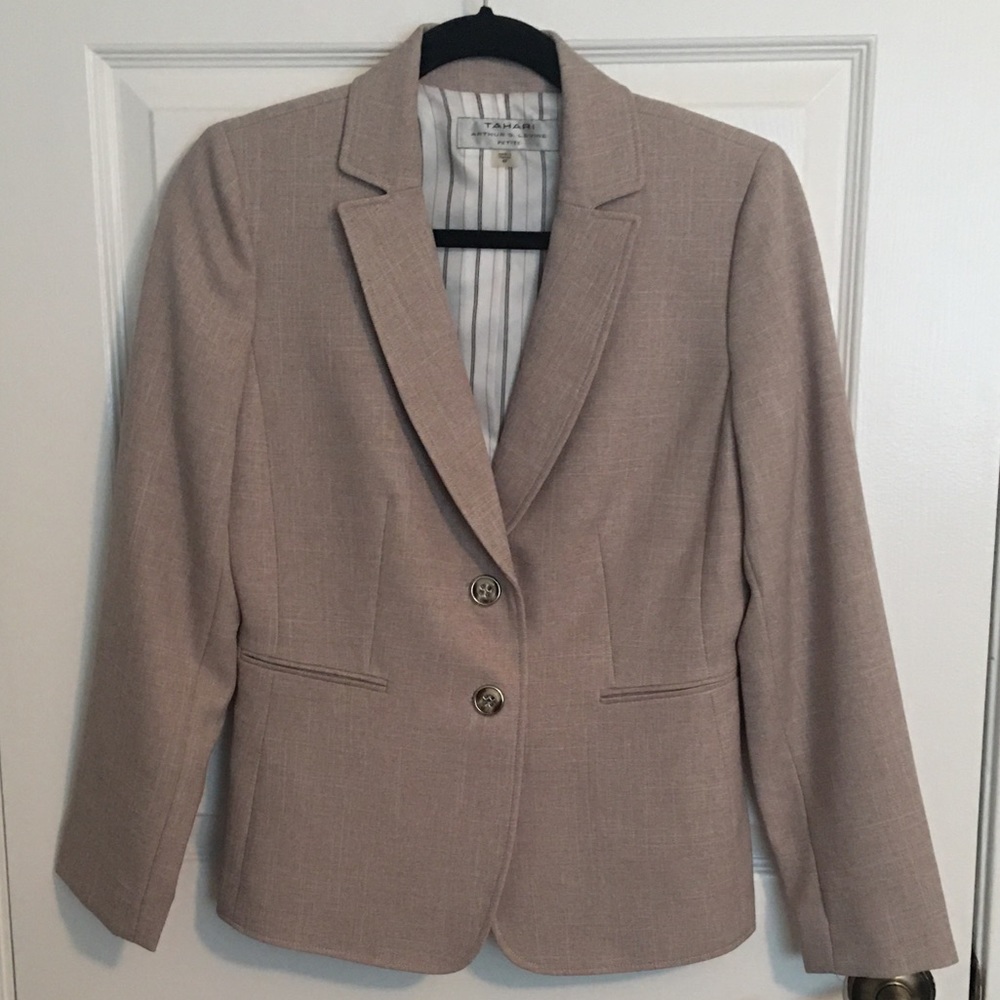 Ladies Tahari suit